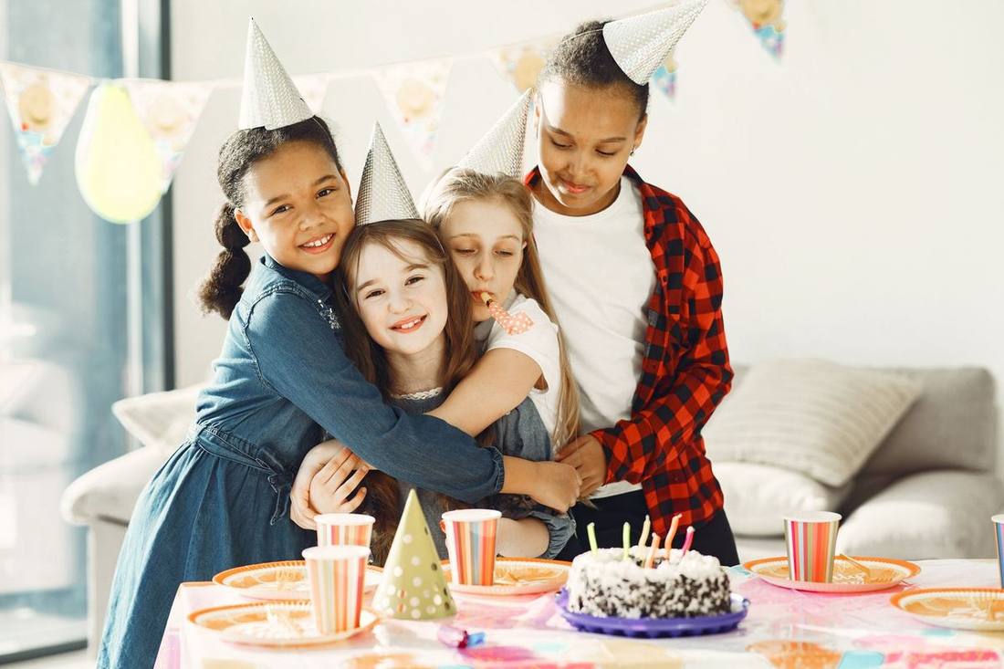 Birthday celebrations by limo in Toronto: from 16 to 80