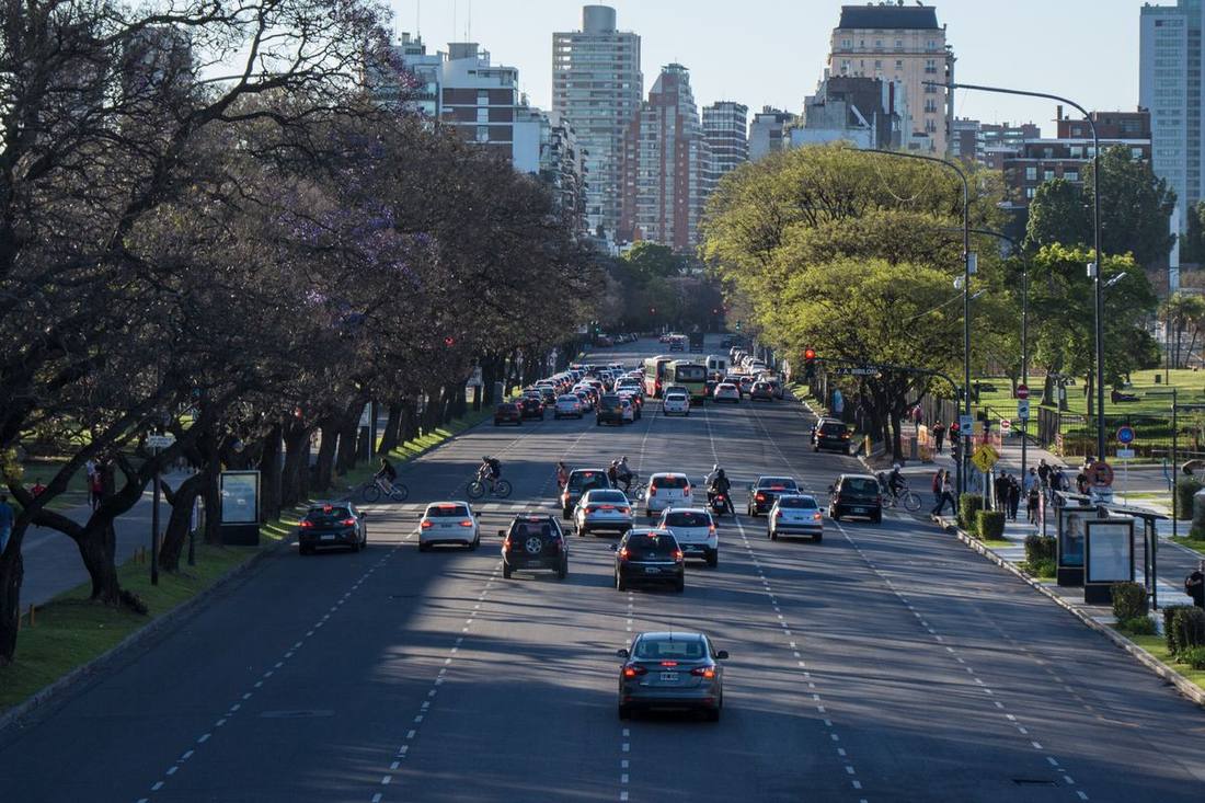 Black car service and the environment: idling rules, routing and cleaner fleets