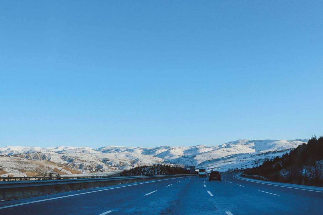 Defensive driving and the Toronto chauffeur: training for the 401 in February