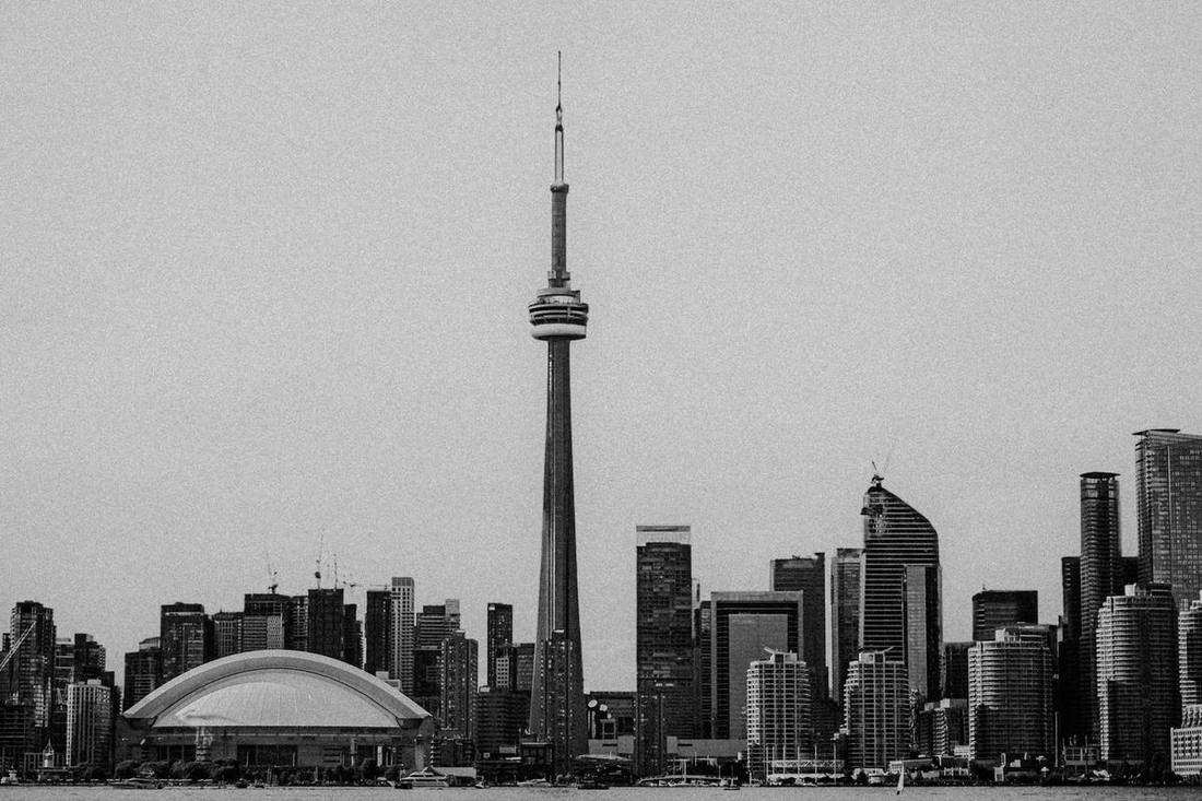 Conference transportation at the Metro Toronto Convention Centre