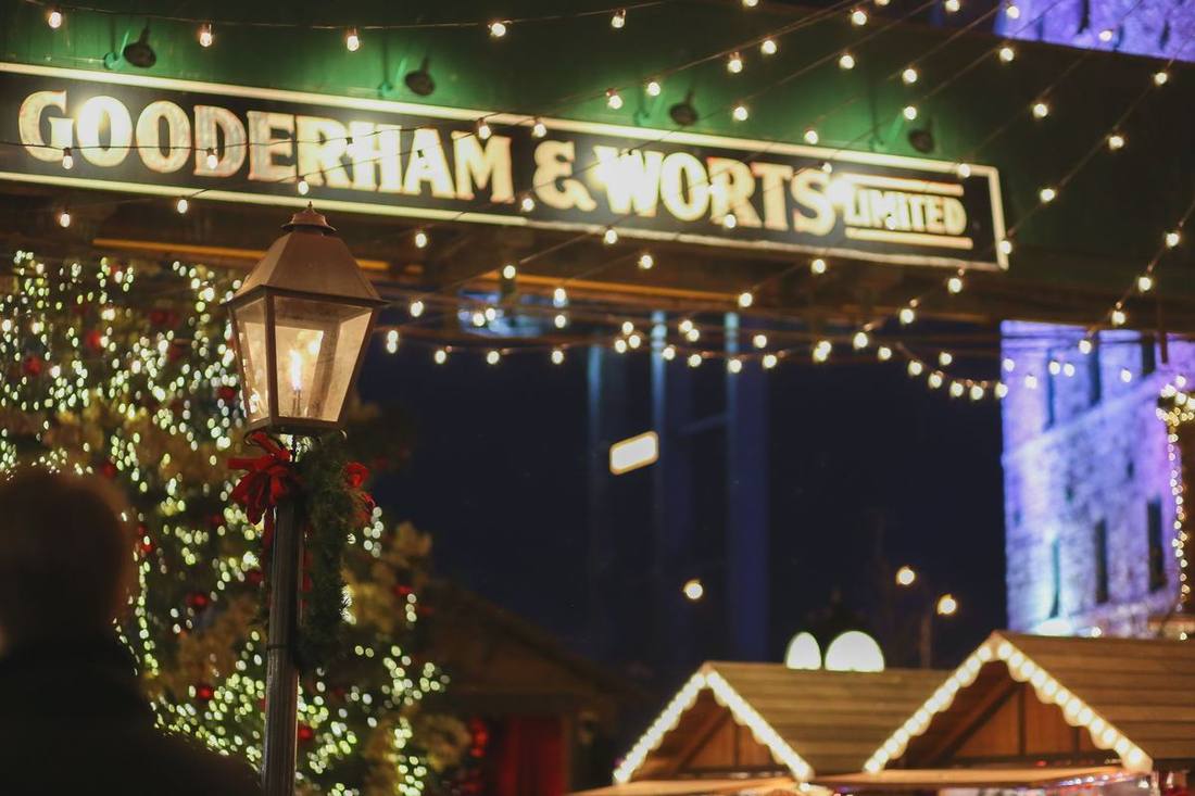 The Distillery District by black car: events, the Christmas Market and cobblestone logistics