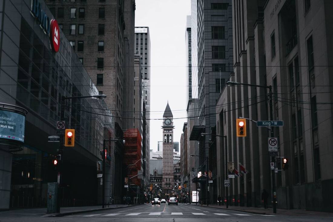 King West and the Entertainment District after dark: black cars, not surge pricing