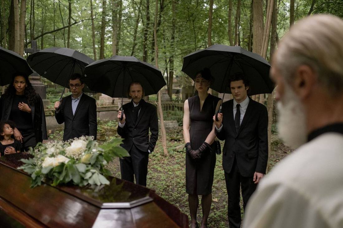 Funeral and memorial transportation in Toronto: quiet, punctual and coordinated
