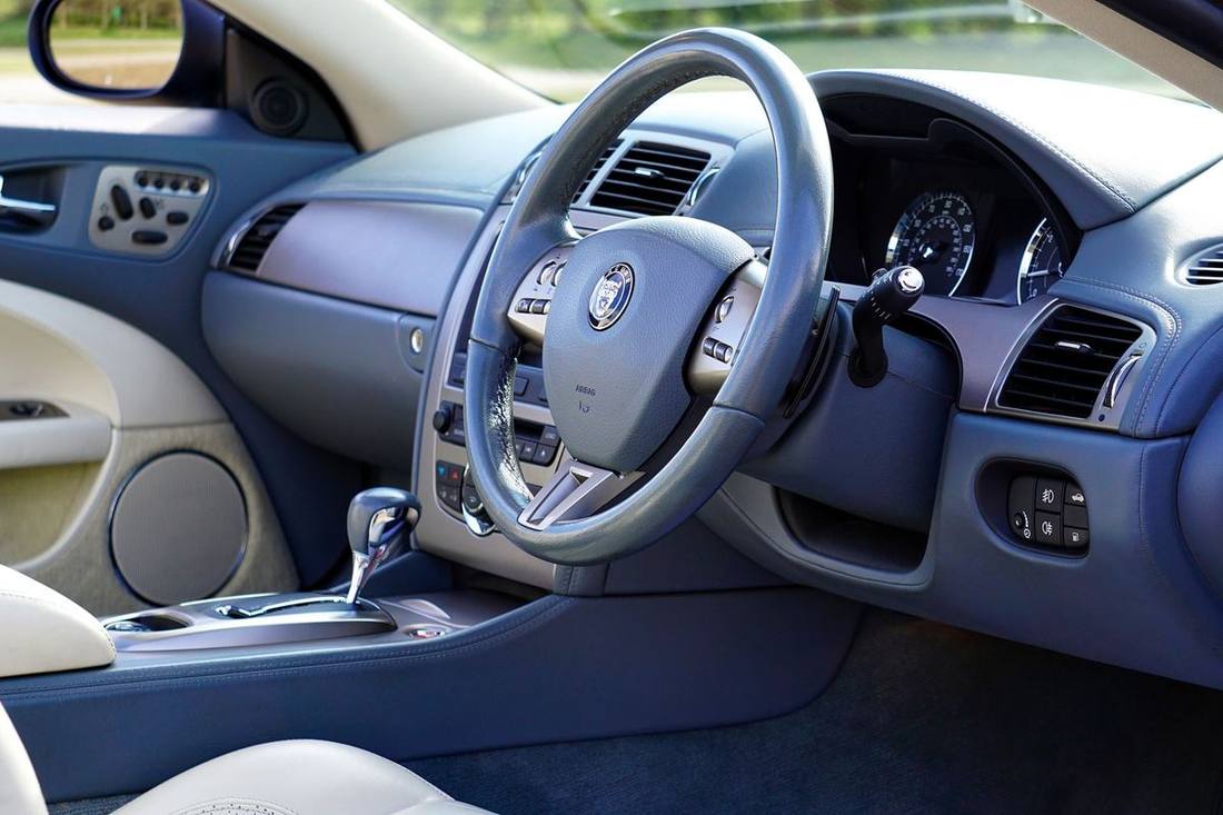 Limo service prices in Toronto: the seven things that move the fare