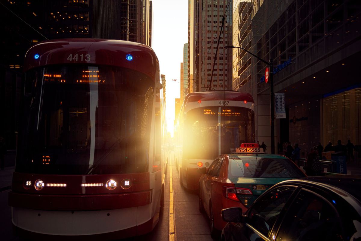 Toronto rush hour, explained for travellers who need to be somewhere