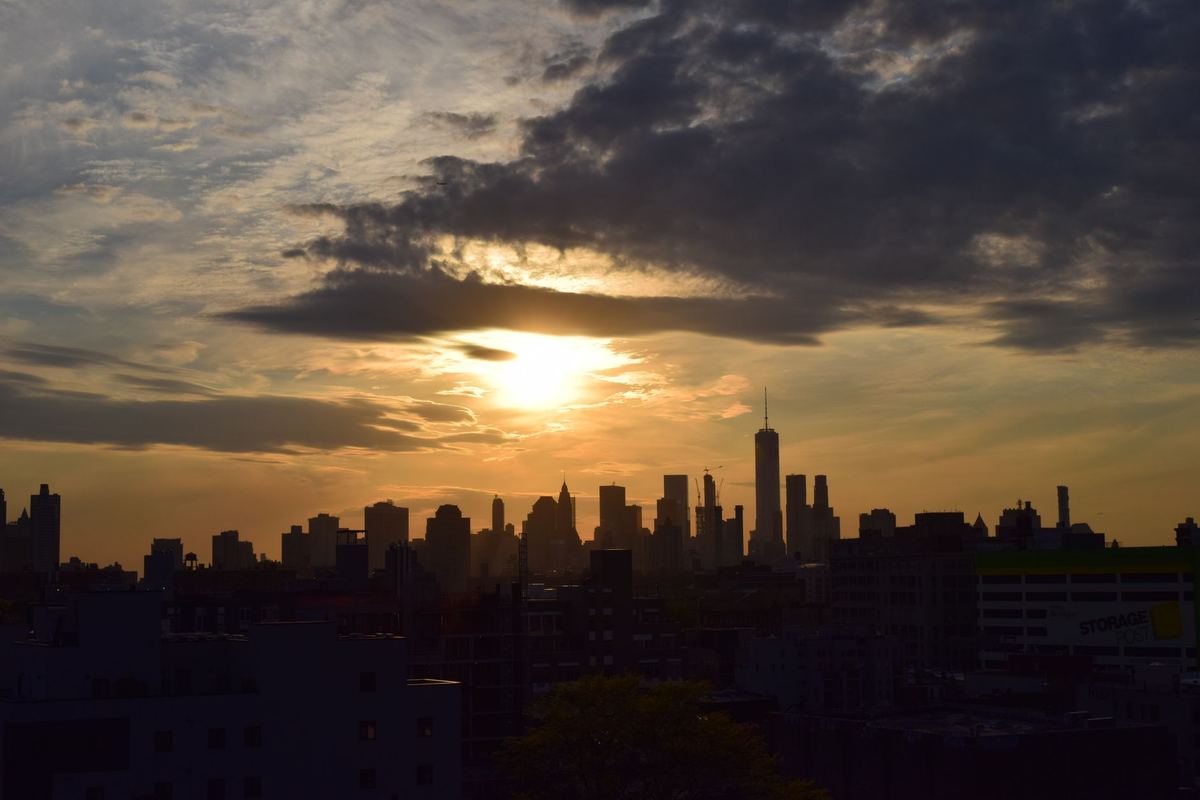 Toronto to New York City by chauffeured car: when eight hours beats the airport