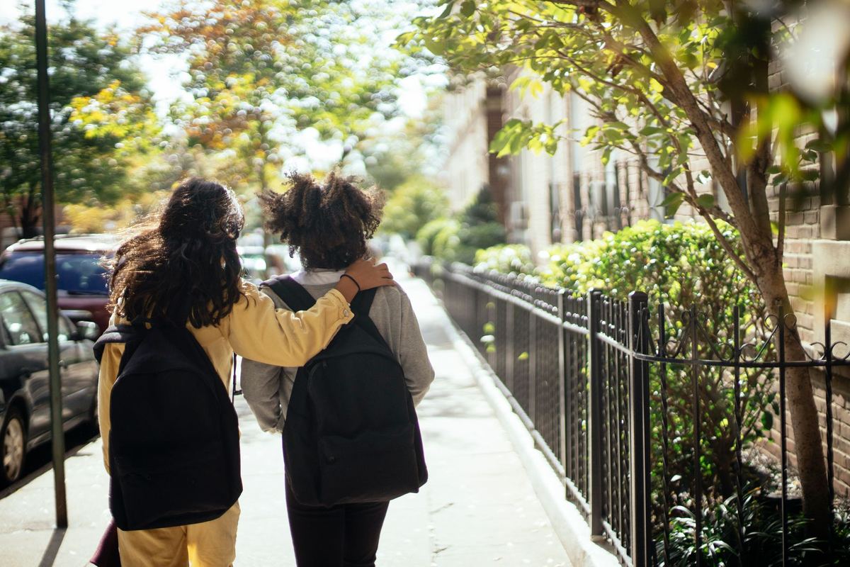 Unaccompanied minors and teens: school runs and airport handovers by black car